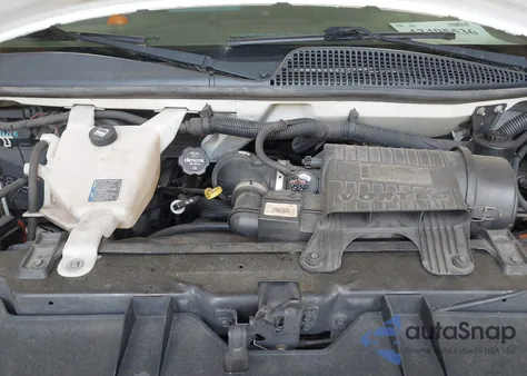 2014 Chevrolet Express 2500 Work Van z USA, uszkodzony, nr VIN 1GCWGFCAXE1205923